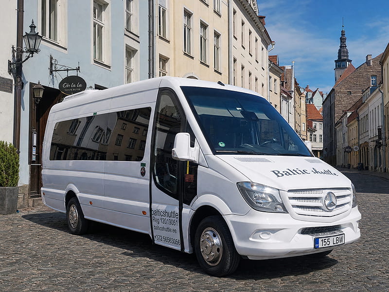 Mercedes Sprinteri väikebussi rent Tallinnas